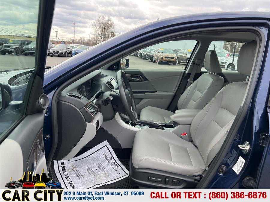 2017 Honda ACCORD SEDAN EX-L V6 Auto photo