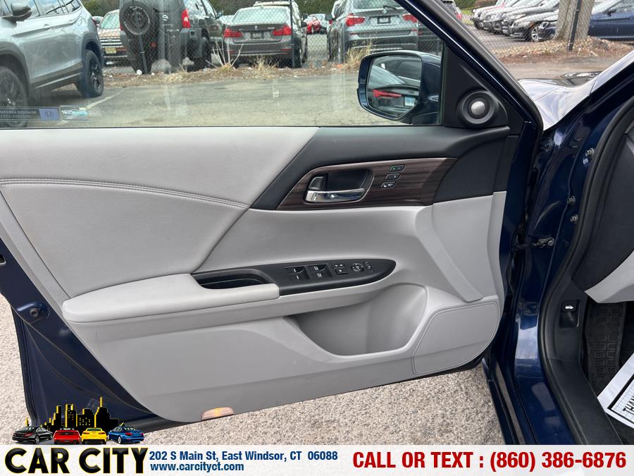2017 Honda ACCORD SEDAN EX-L V6 Auto photo