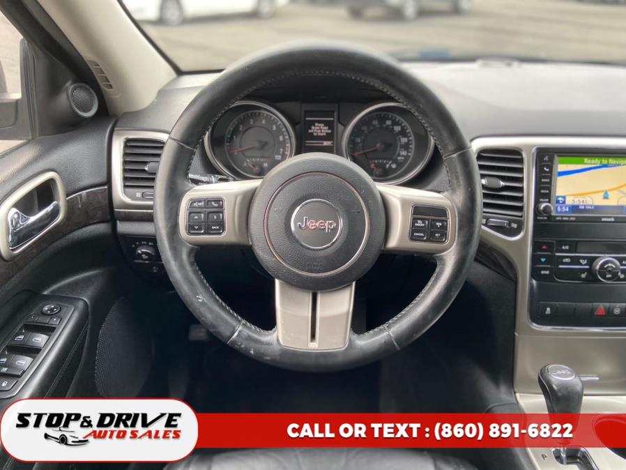 2011 Jeep Grand Cherokee Laredo photo
