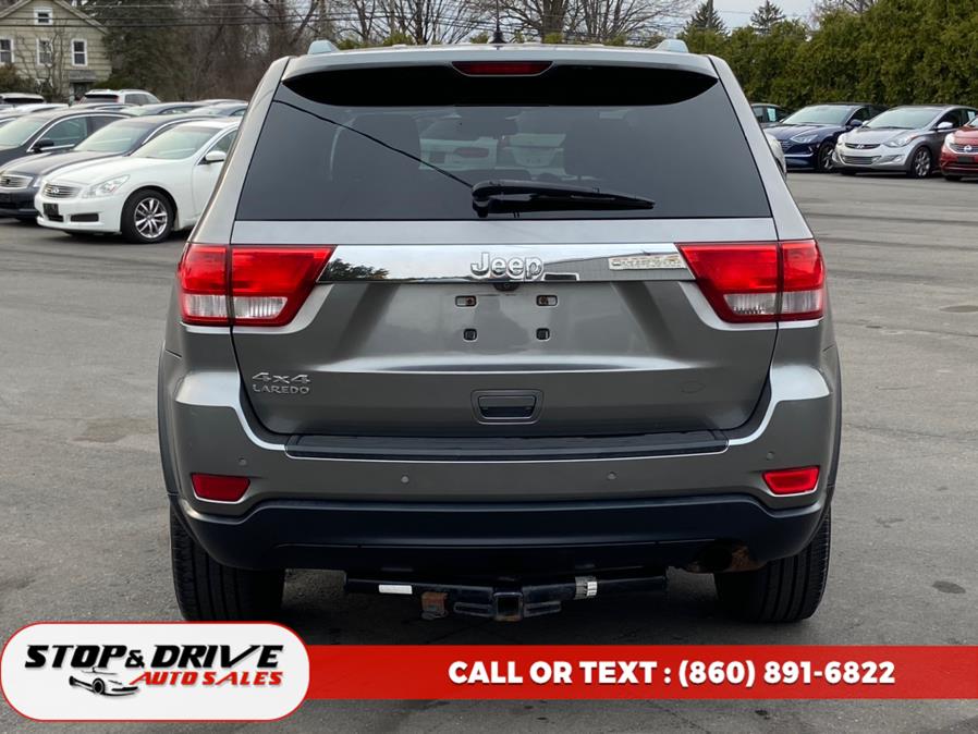 2011 Jeep Grand Cherokee Laredo photo