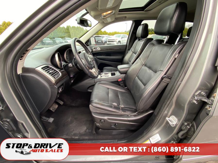 2011 Jeep Grand Cherokee Laredo photo