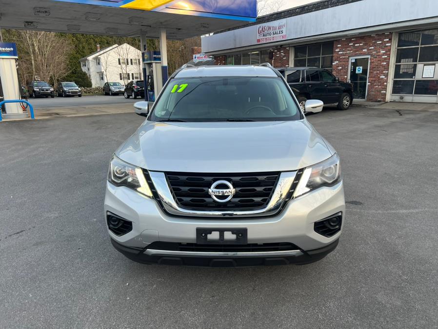 2017 Nissan Pathfinder 4x4 SL photo