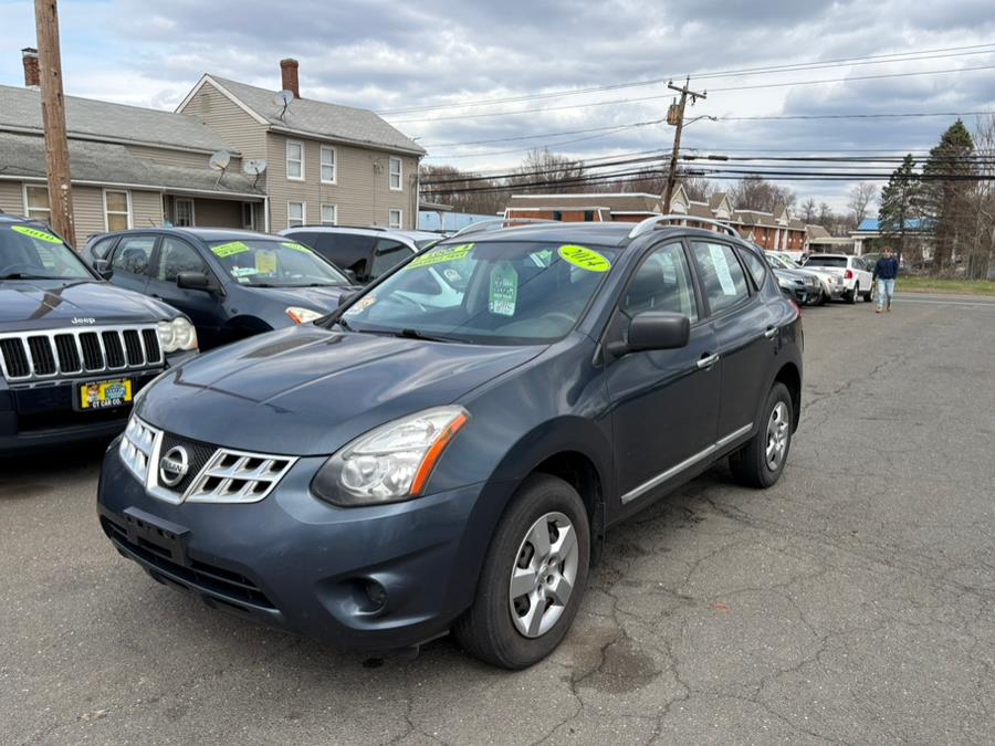 2014 Nissan Rogue Select S photo