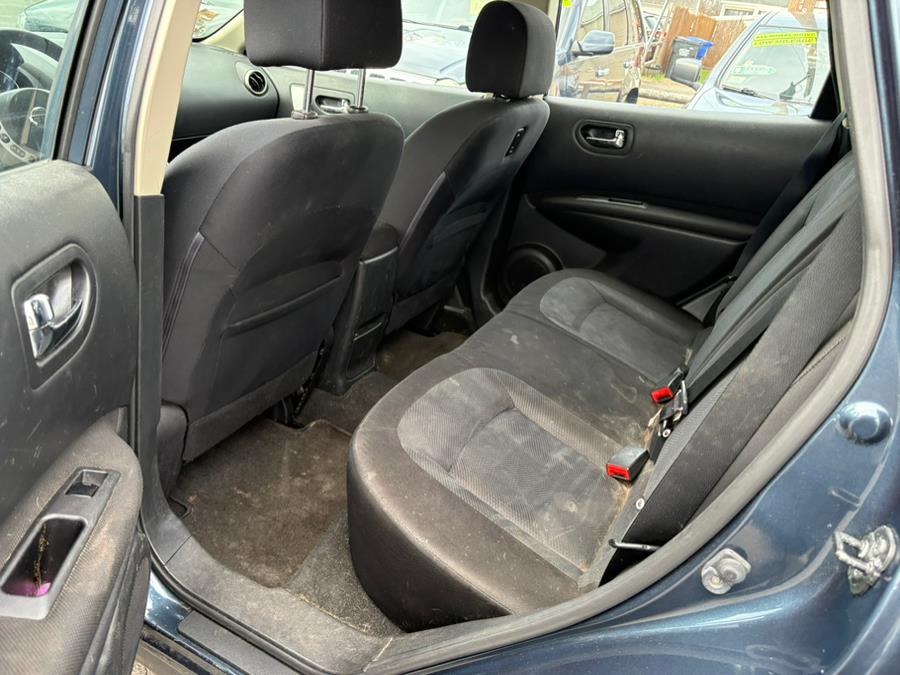 2014 Nissan Rogue Select S photo