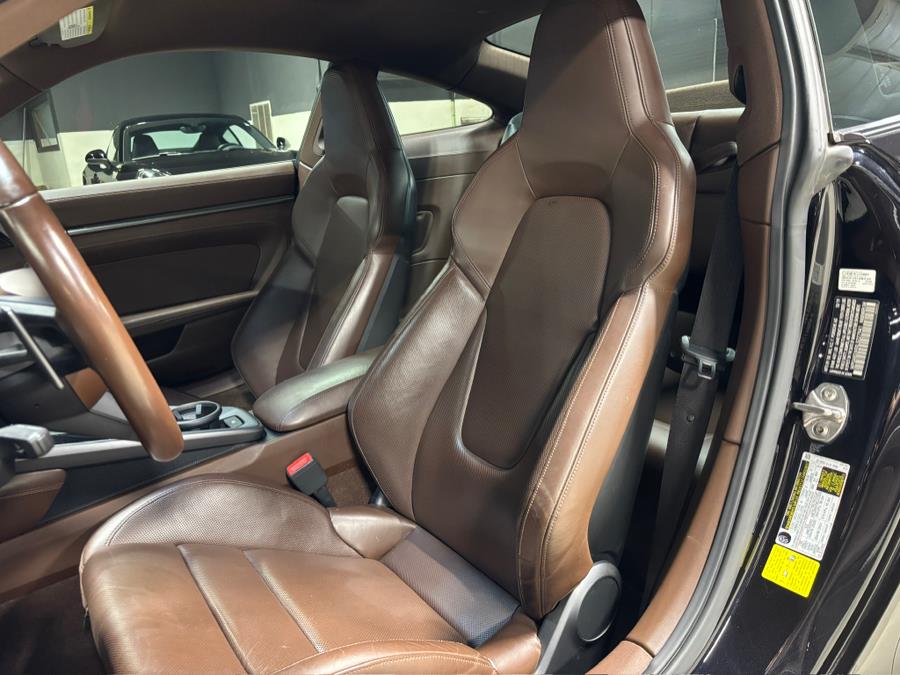 2020 Porsche 911 Carrera 4S Coupe photo