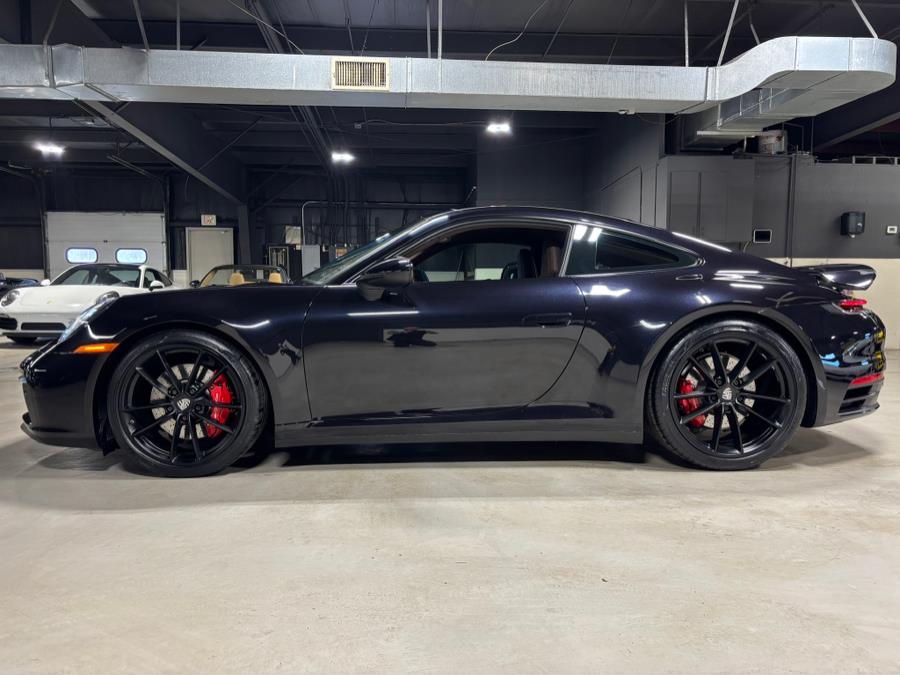 2020 Porsche 911 Carrera 4S Coupe photo