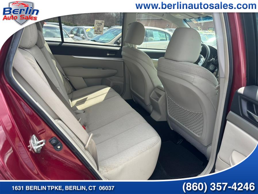 2011 Subaru Outback 2.5i Premium photo