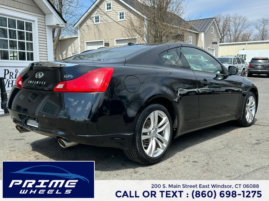 2010 Infiniti Integra x photo