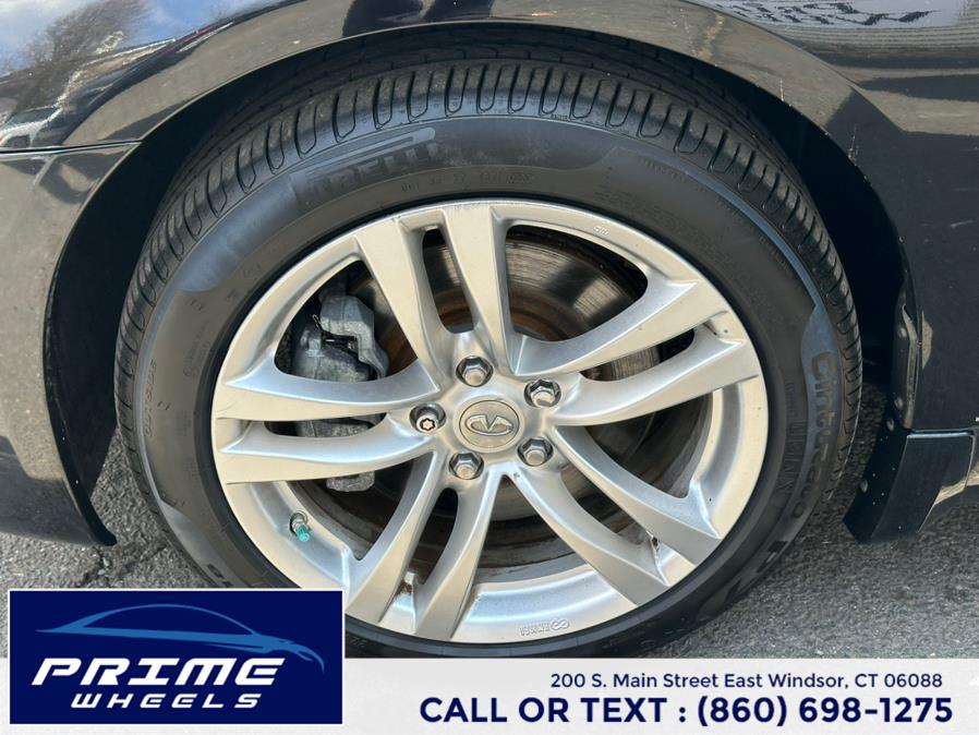 2010 Infiniti Integra x photo