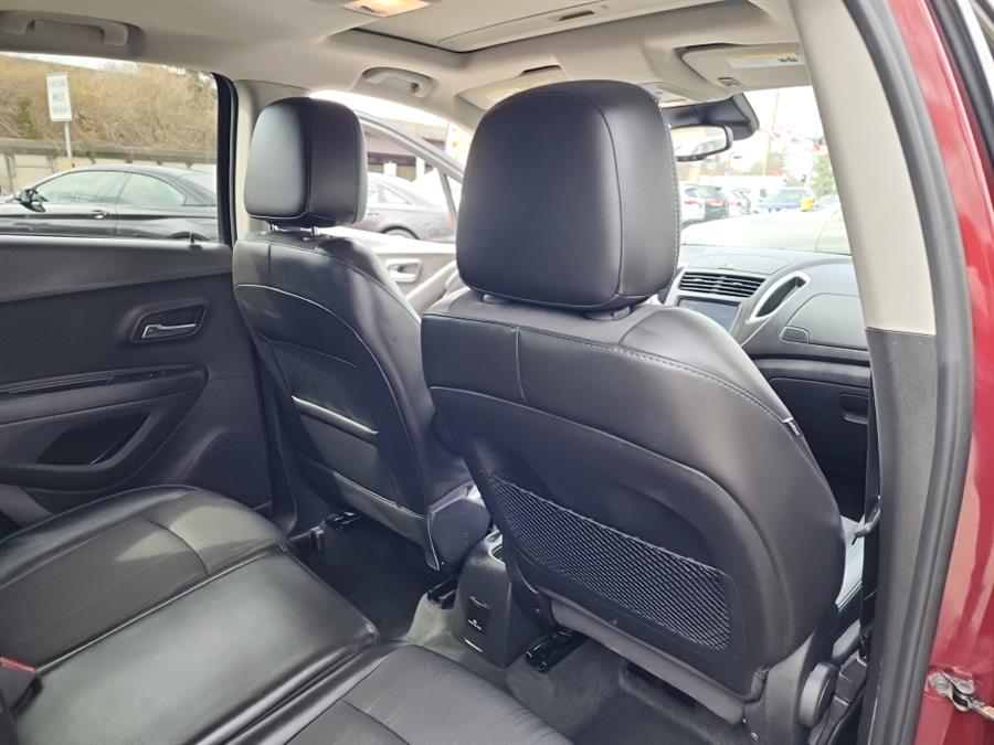 2016 Chevrolet Trax AWD 4dr LT photo