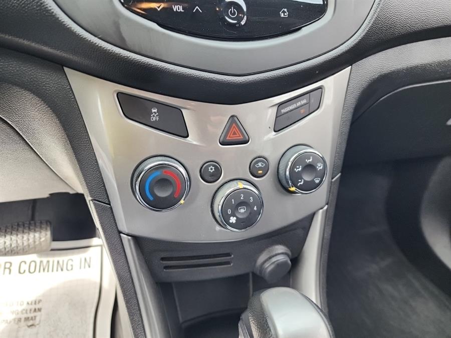 2016 Chevrolet Trax AWD 4dr LT photo
