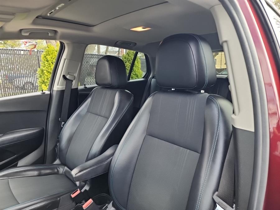 2016 Chevrolet Trax AWD 4dr LT photo