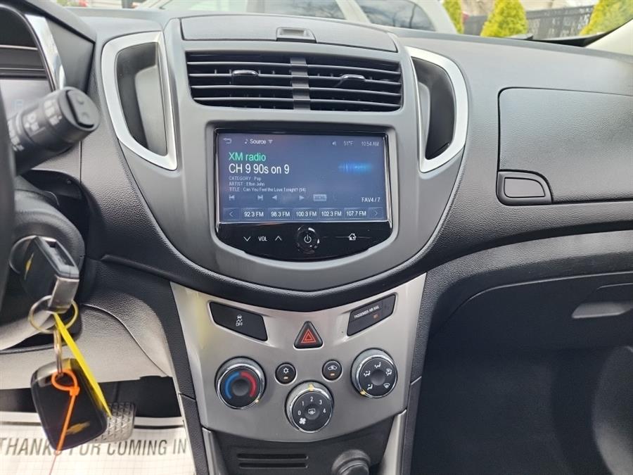 2016 Chevrolet Trax AWD 4dr LT photo