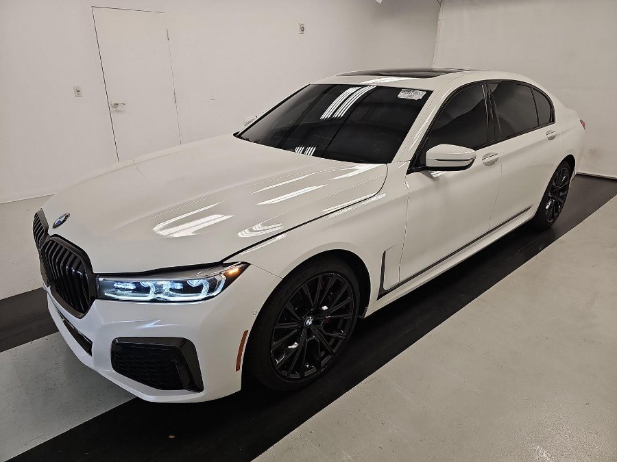 2022 BMW 7-Series 750i xDrive Sedan photo