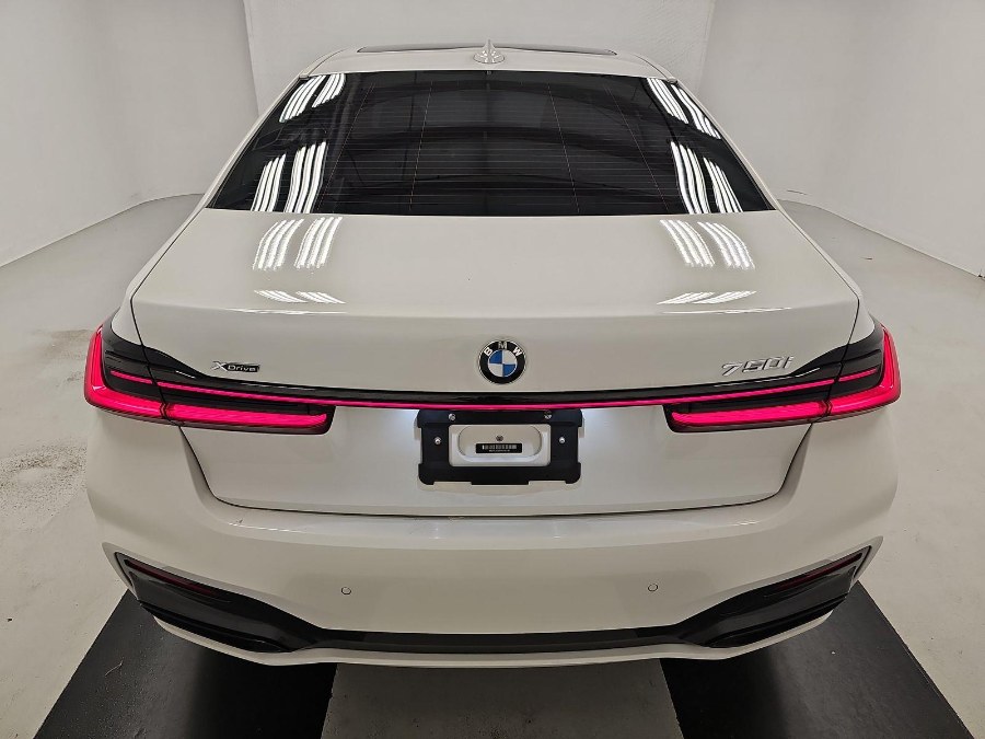 2022 BMW 7-Series 750i xDrive Sedan photo