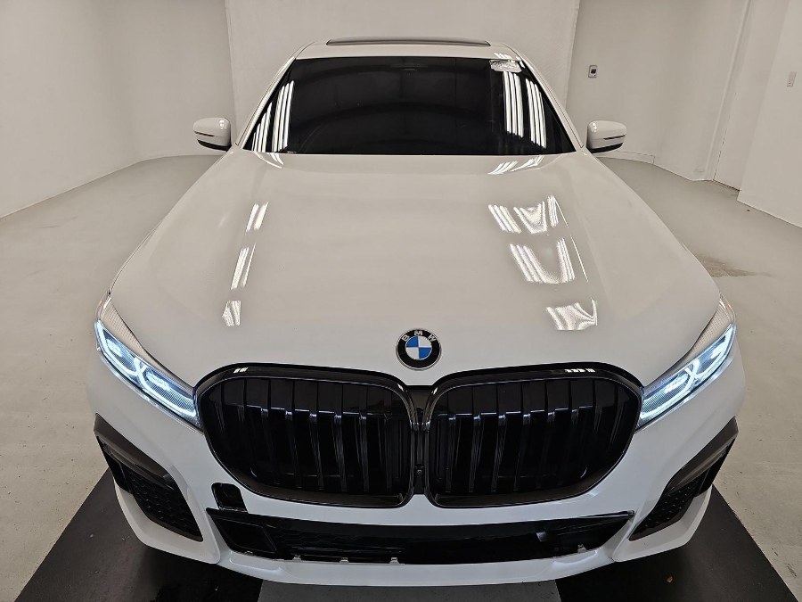 2022 BMW 7-Series 750i xDrive Sedan photo