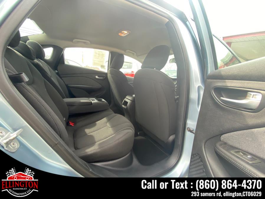2013 Dodge Dart SXT photo