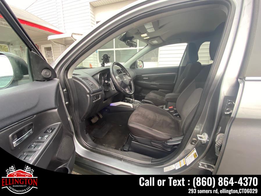 2013 Mitsubishi Outlander Sport SE photo