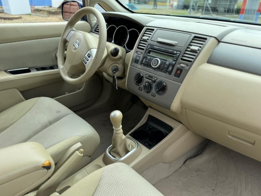 2007 Nissan Versa 1.8 S photo