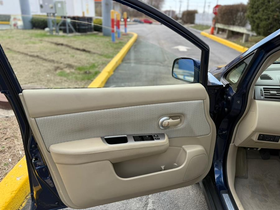 2007 Nissan Versa 1.8 S photo