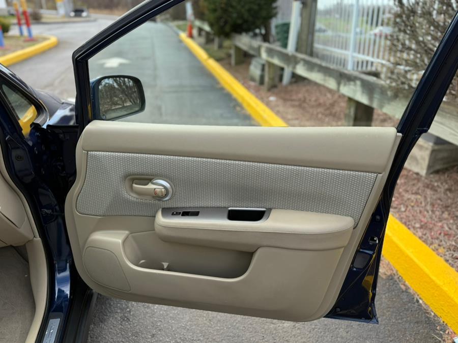 2007 Nissan Versa 1.8 S photo