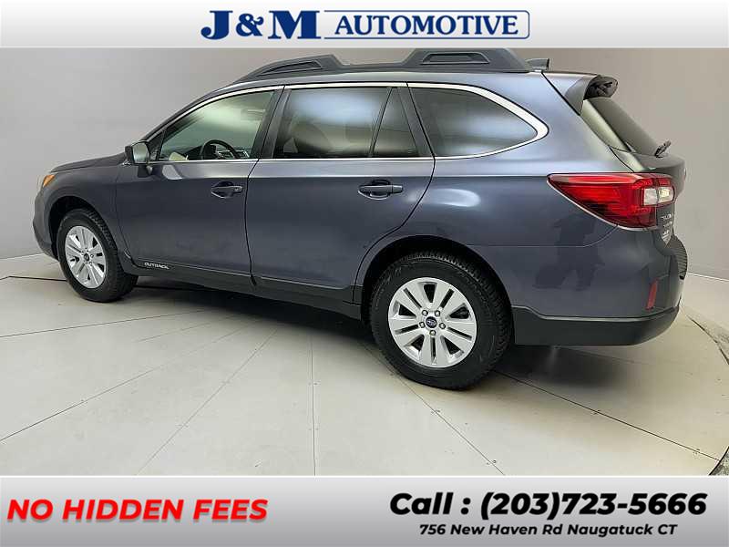 2017 Subaru Outback Premium photo