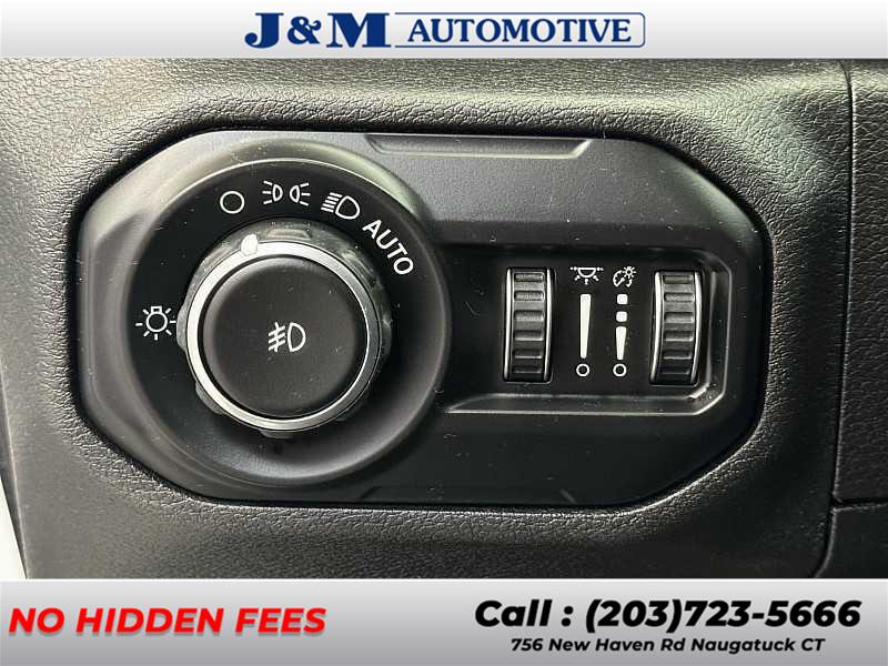 2020 Jeep Wrangler Sport S photo