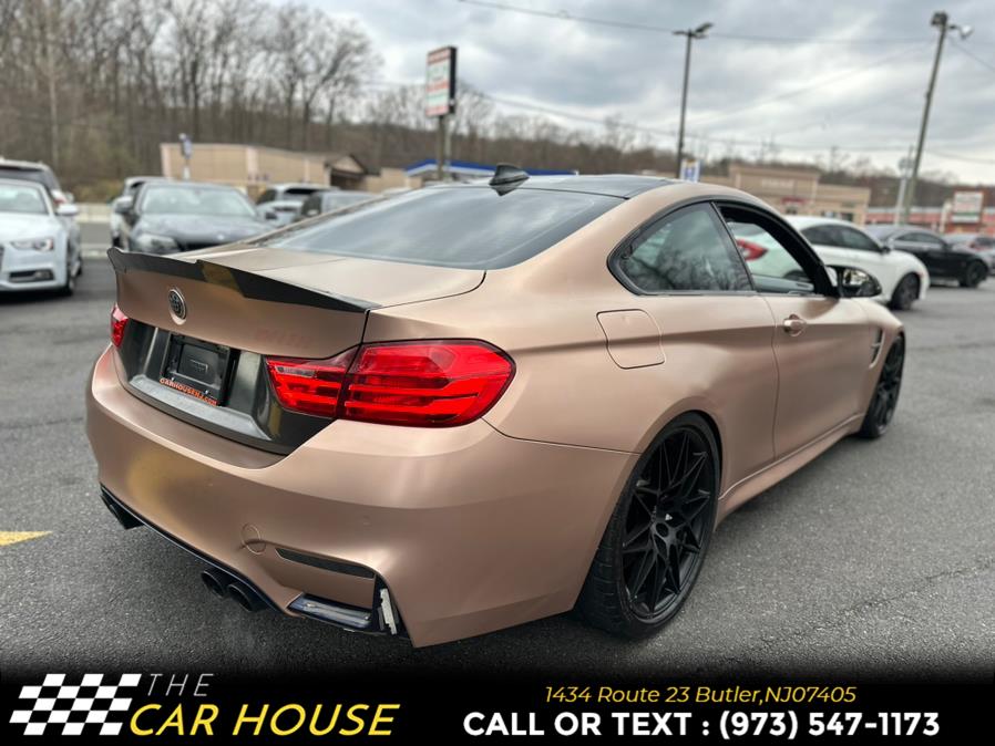 2016 BMW M4 2dr Cpe photo