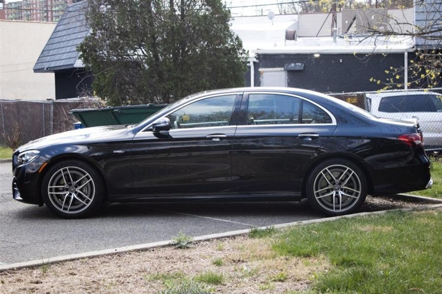 2023 Mercedes-Benz E-Class AMG E 53 photo