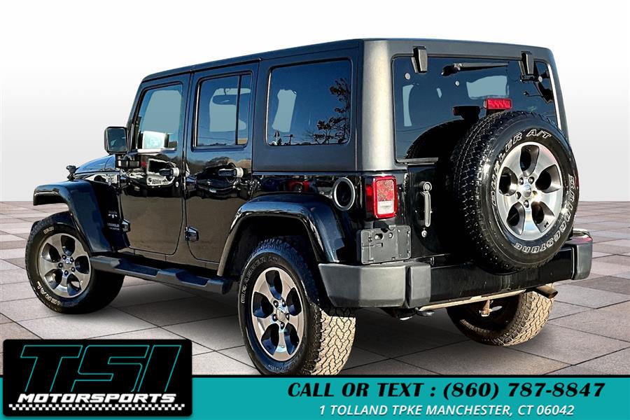 2016 Jeep Wrangler Unlimited 4WD 4dr Sahara photo