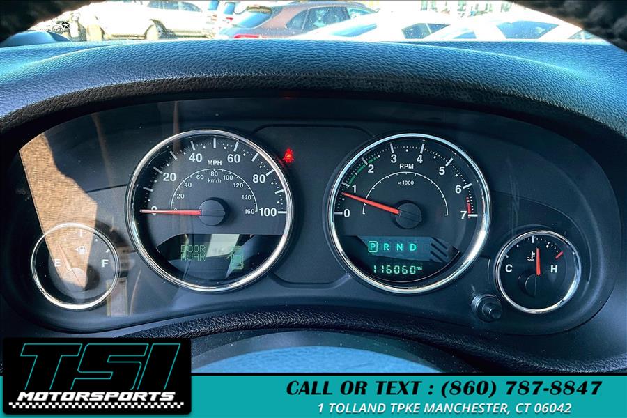 2016 Jeep Wrangler Unlimited 4WD 4dr Sahara photo