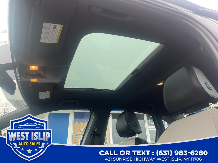 2019 Volkswagen Jetta R-Line Auto w/SULEV photo