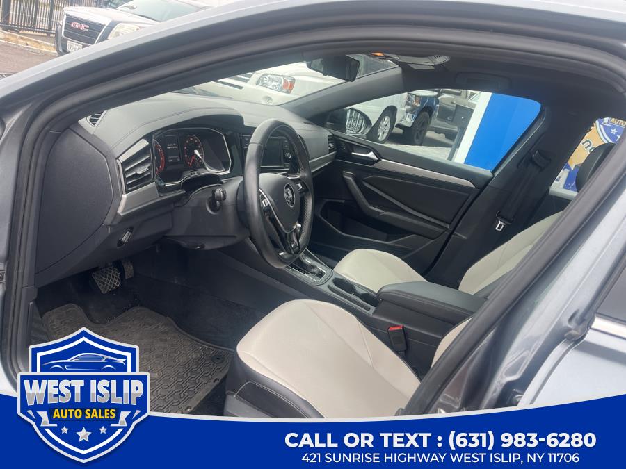 2019 Volkswagen Jetta R-Line Auto w/SULEV photo