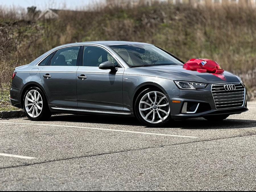 2019 Audi A4 Premium 45 TFSI quattro photo