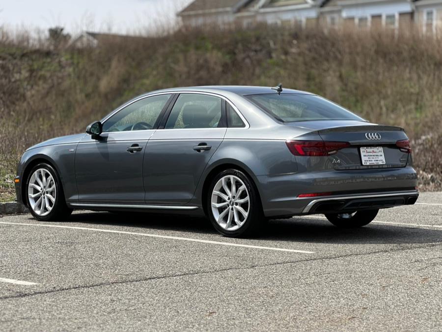 2019 Audi A4 Premium 45 TFSI quattro photo