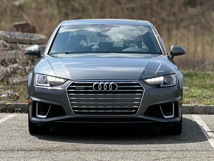 2019 Audi A4 Premium 45 TFSI quattro photo