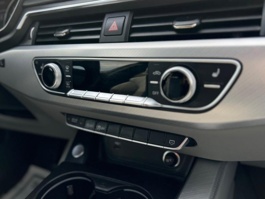2019 Audi A4 Premium 45 TFSI quattro photo