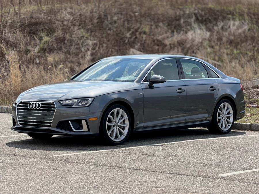 2019 Audi A4 Premium 45 TFSI quattro photo
