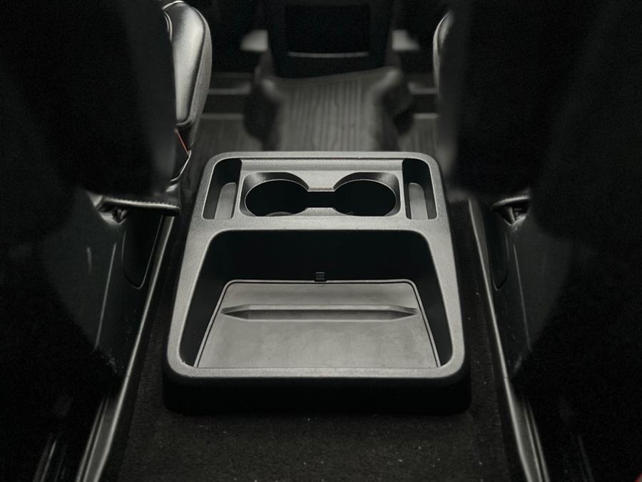2020 Ford Explorer Platinum 4WD photo