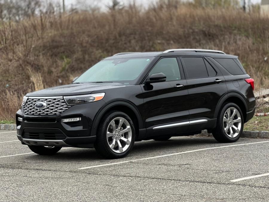 2020 Ford Explorer Platinum 4WD photo