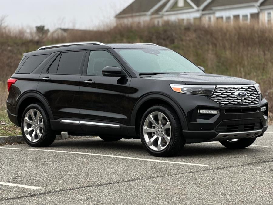 2020 Ford Explorer Platinum 4WD photo
