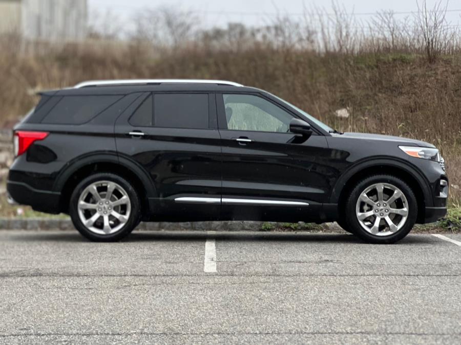 2020 Ford Explorer Platinum 4WD photo