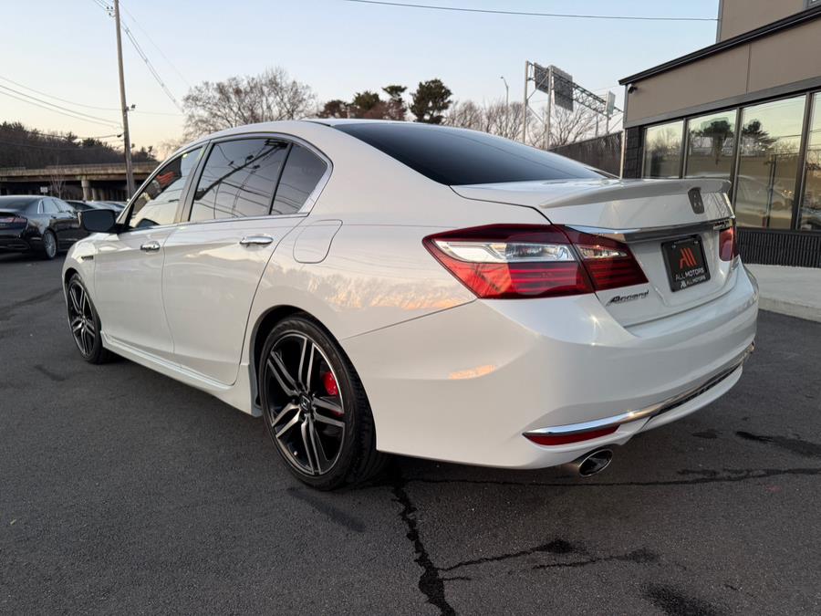 2017 Honda ACCORD SEDAN Sport CVT photo