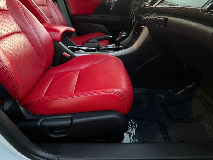 2017 Honda ACCORD SEDAN Sport CVT photo