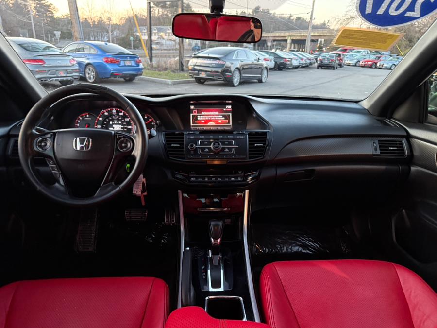 2017 Honda ACCORD SEDAN Sport CVT photo