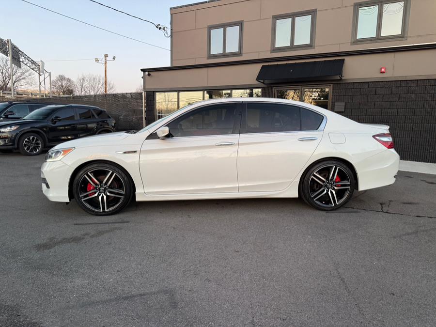2017 Honda ACCORD SEDAN Sport CVT photo