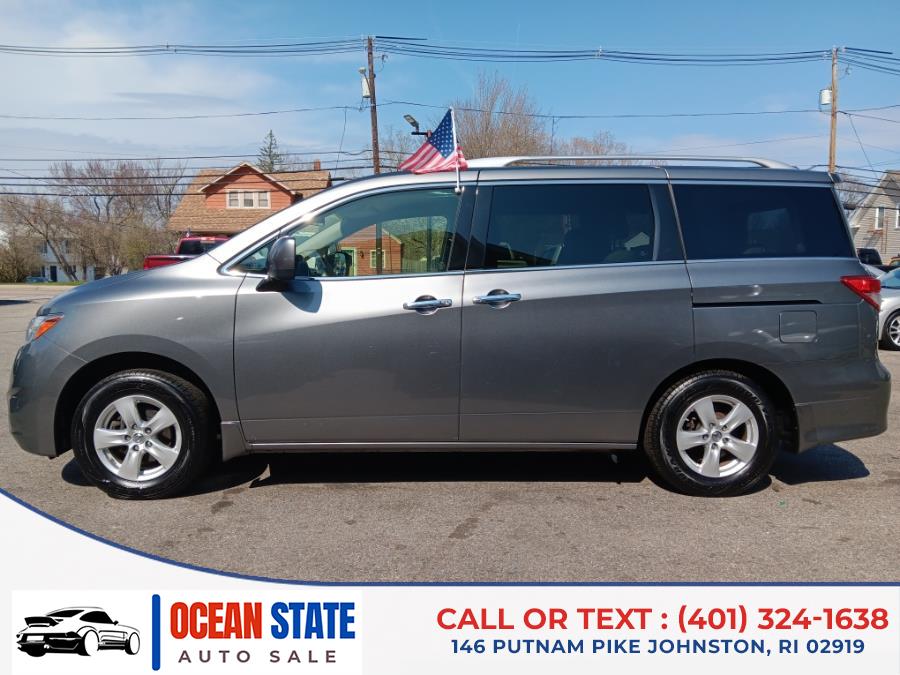 2015 Nissan Quest 4dr SV photo