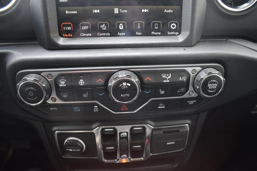 2023 Jeep Wrangler Sahara 4xe photo