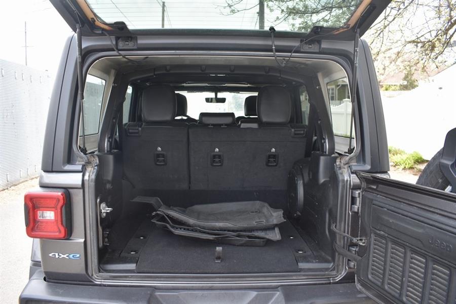 2023 Jeep Wrangler Sahara 4xe photo