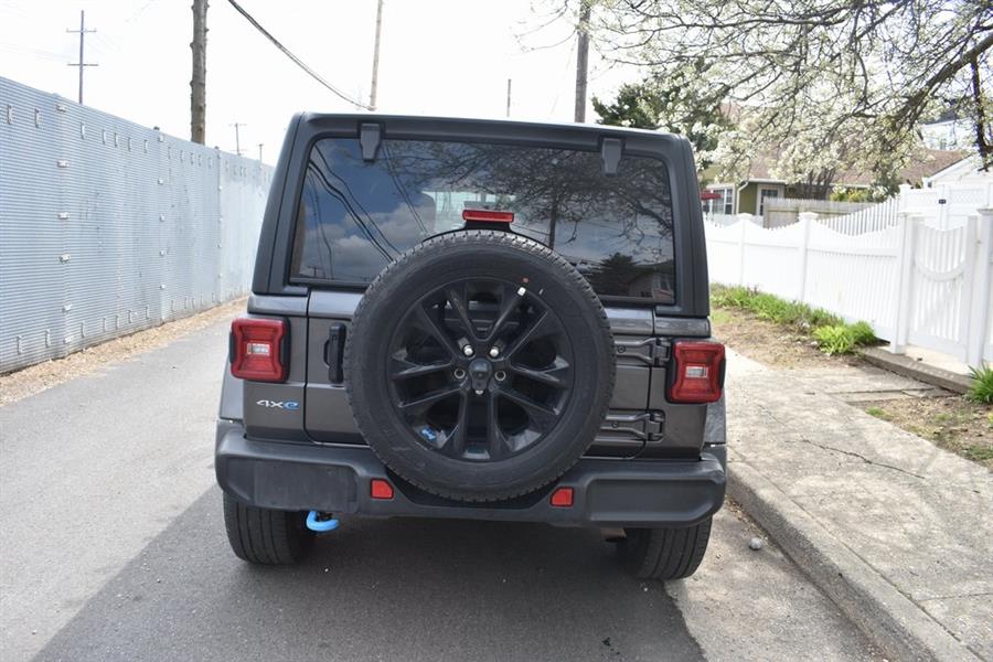 2023 Jeep Wrangler Sahara 4xe photo